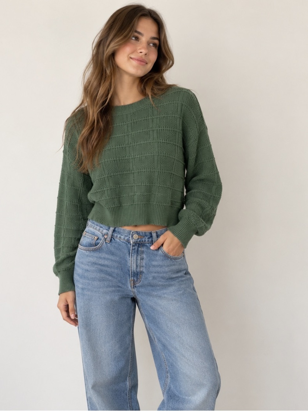 Sage Green Twik par Simons‎ Italy Waffle Knit  Cropped Crewneck Sweater Small